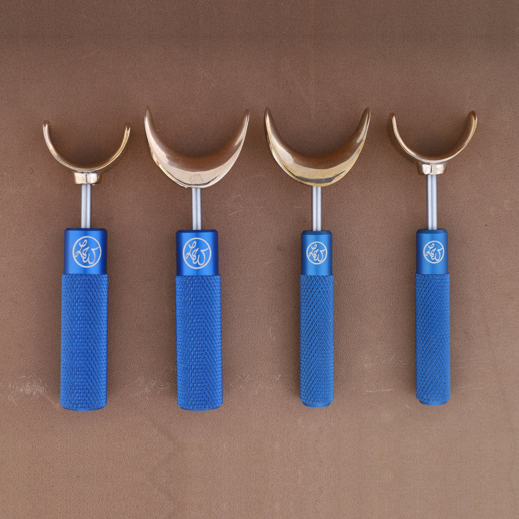 Leather Wranglers SK-3 swivel knives in Royal Blue, 3/8 and 1/2 inch barrels, flat and saddle yokes