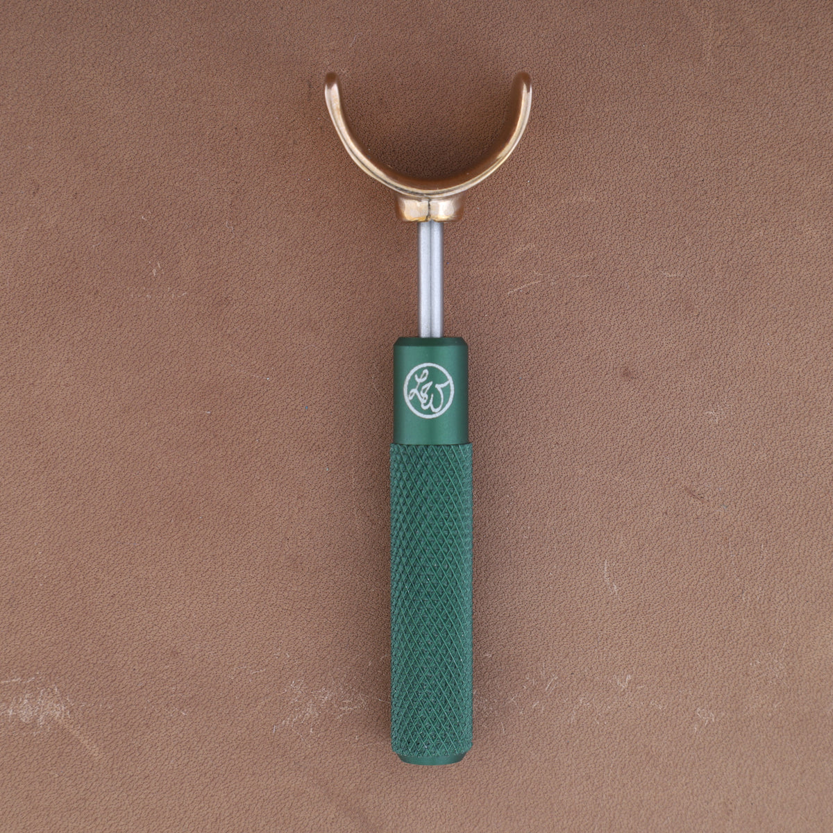 Leather Wranglers SK-3 swivel knife, 3/8 inch barrel, Green, flat traditional yoke